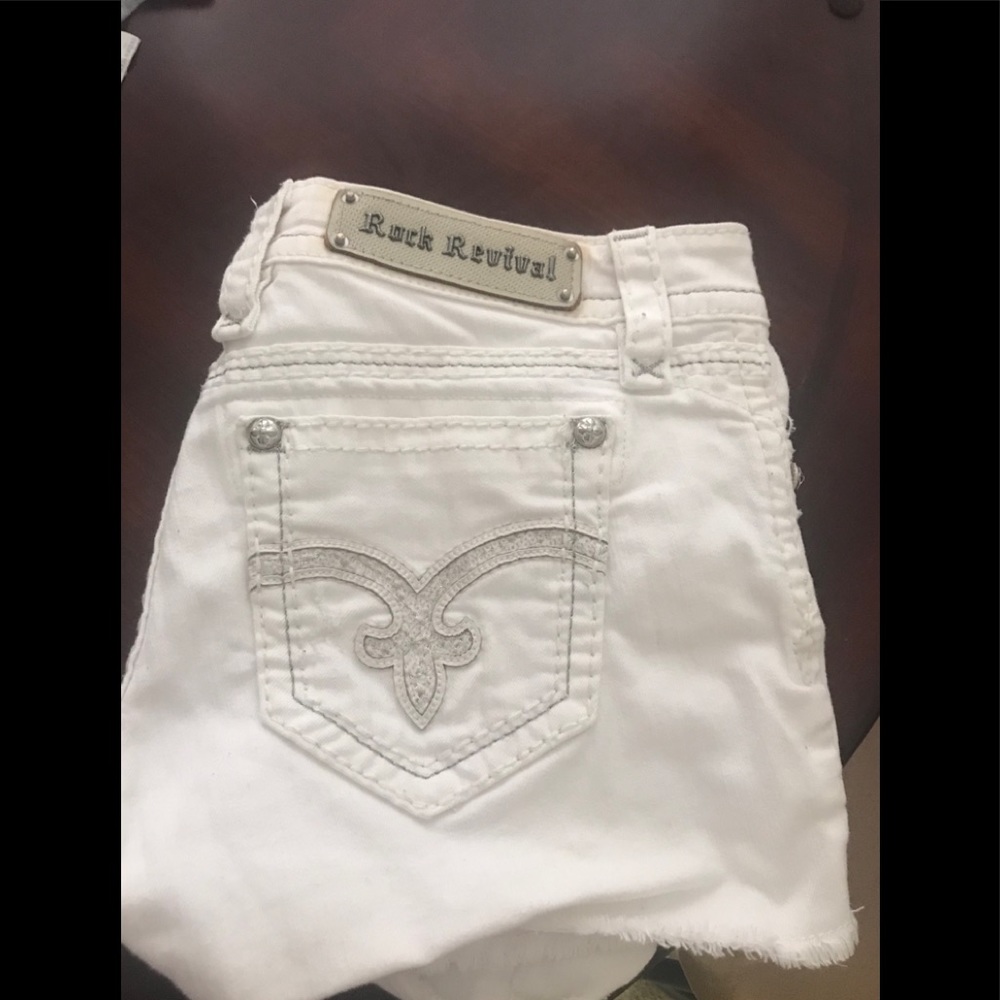Rock Revival White Shorts